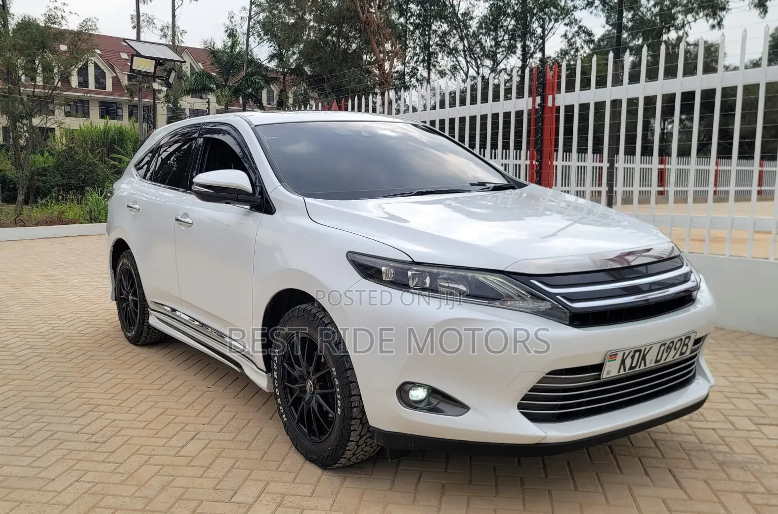 Toyota Harrier 2016 White