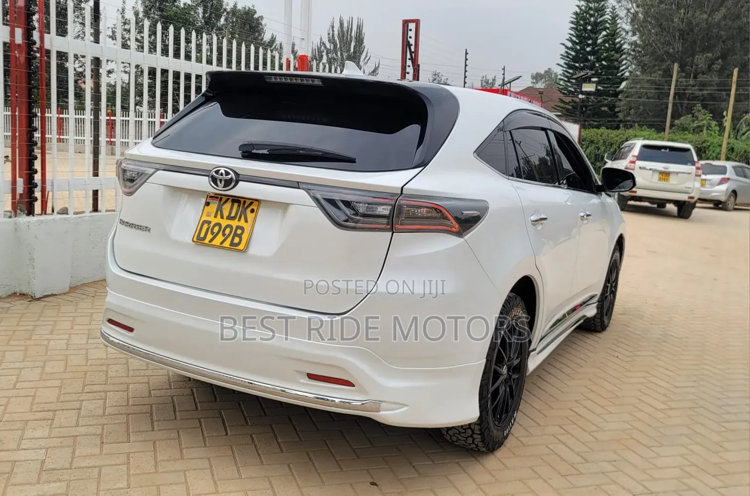 Toyota Harrier 2016 White