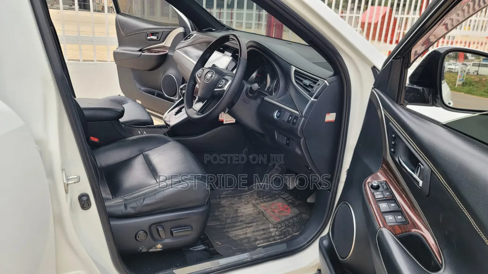 Toyota Harrier 2016 White
