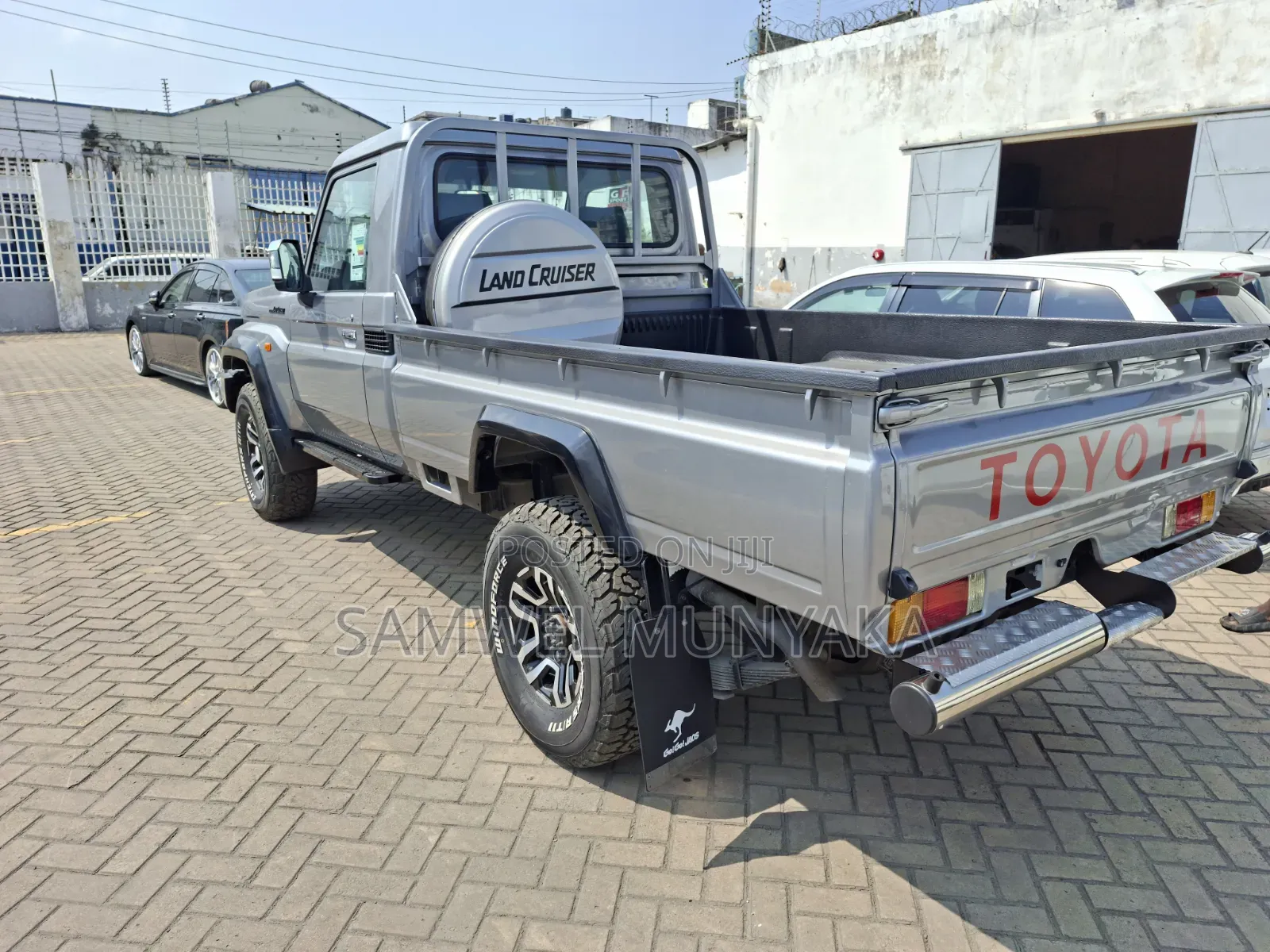 Toyota Land Cruiser 2019 White
