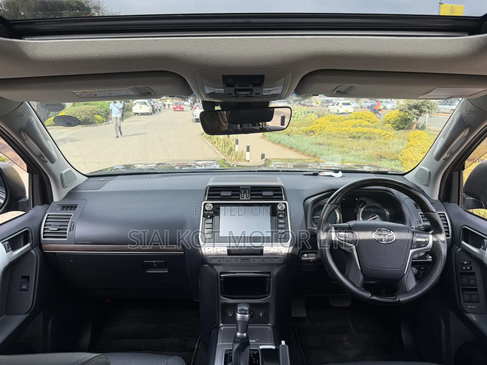 Toyota Land Cruiser Prado 2.7 2019 Black