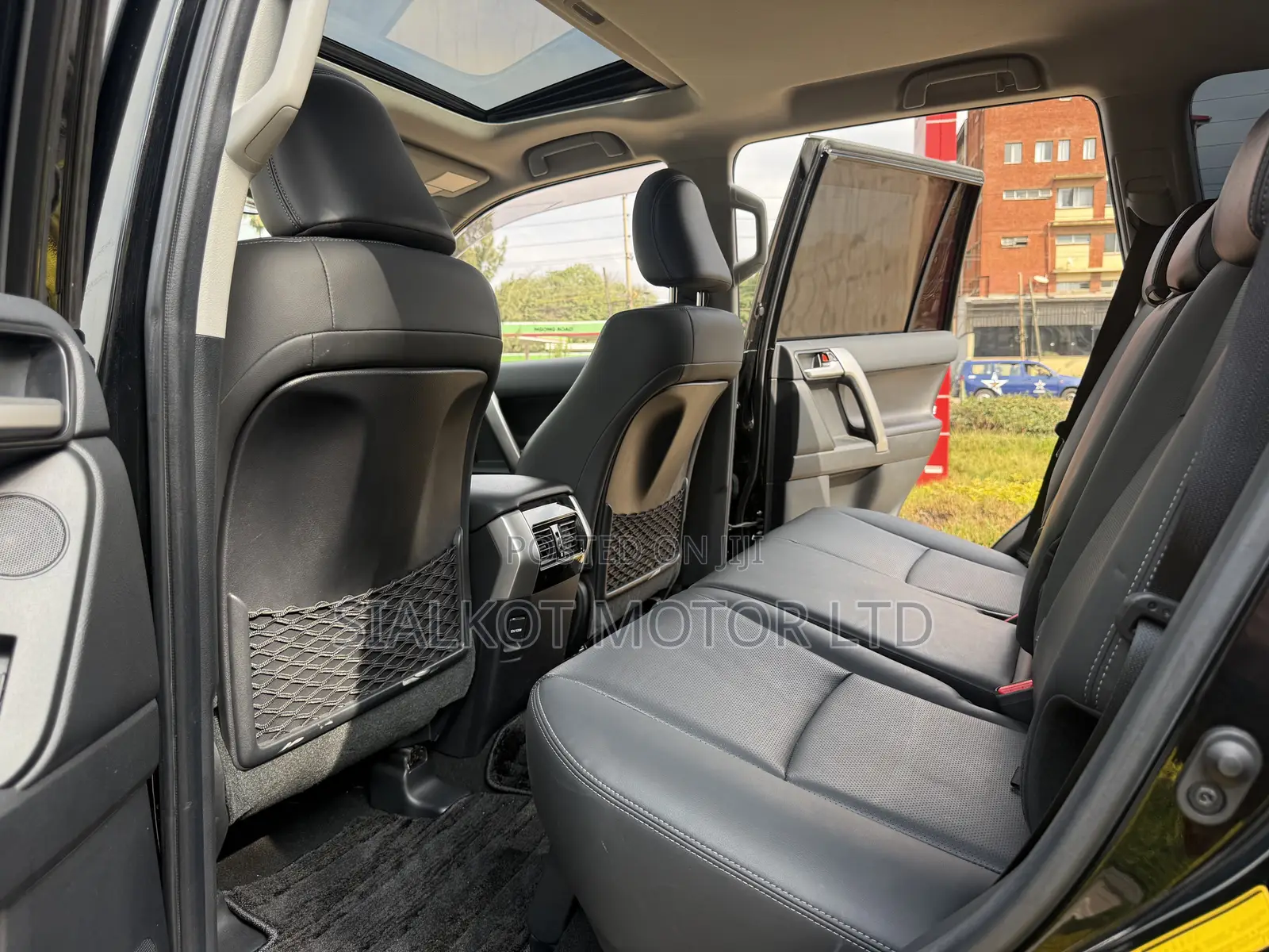 Toyota Land Cruiser Prado 2.7 2019 Black