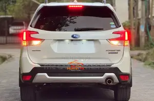 Subaru Forester Touring AWD 2019 White