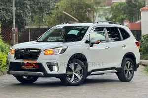 Subaru Forester Touring AWD 2019 White