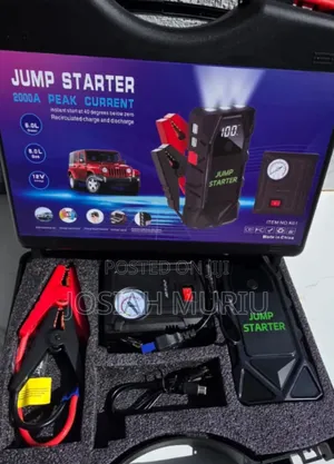 Portable Car Jump Starter 2000A