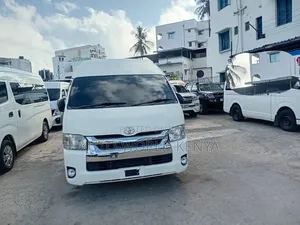 Toyota HiAce 2020 White