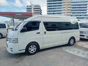 Toyota HiAce 2020 White