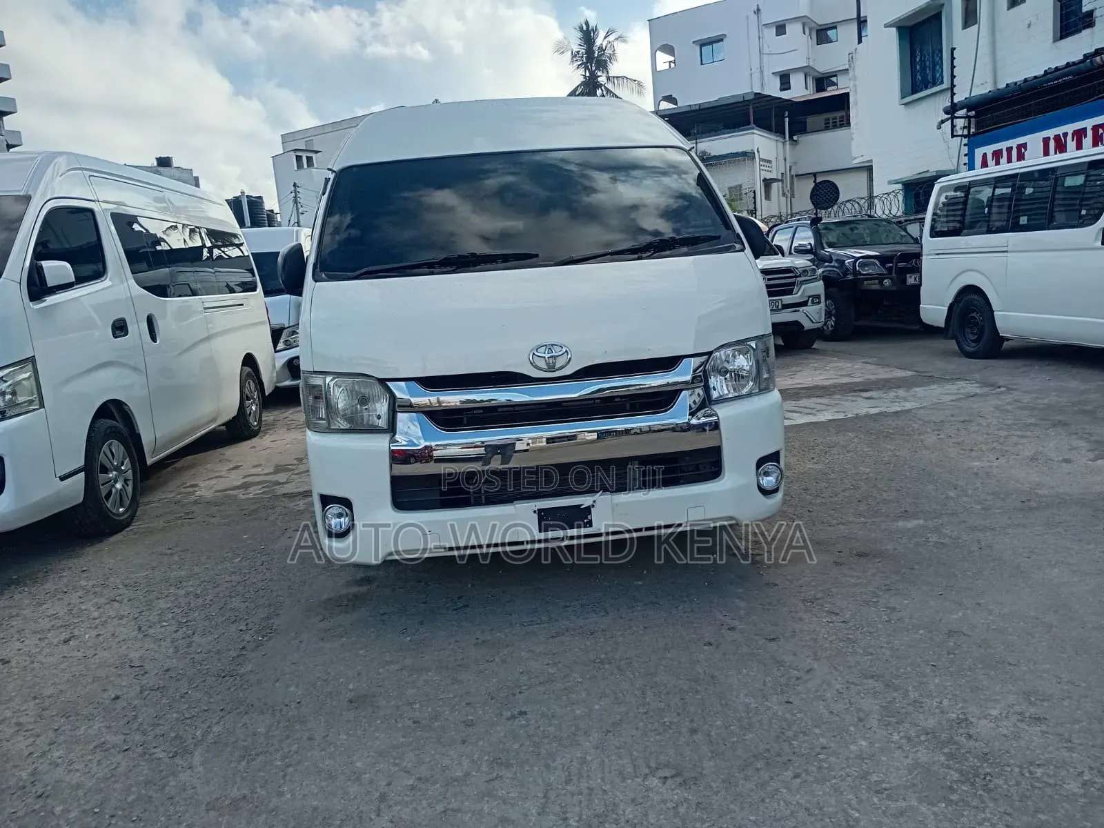 Toyota HiAce 2020 White