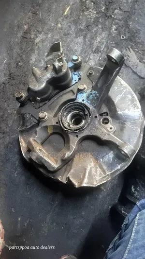 Mitsubishi L200 Complete Hub