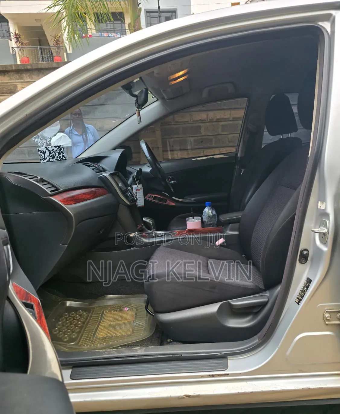Toyota Premio 2010 Silver