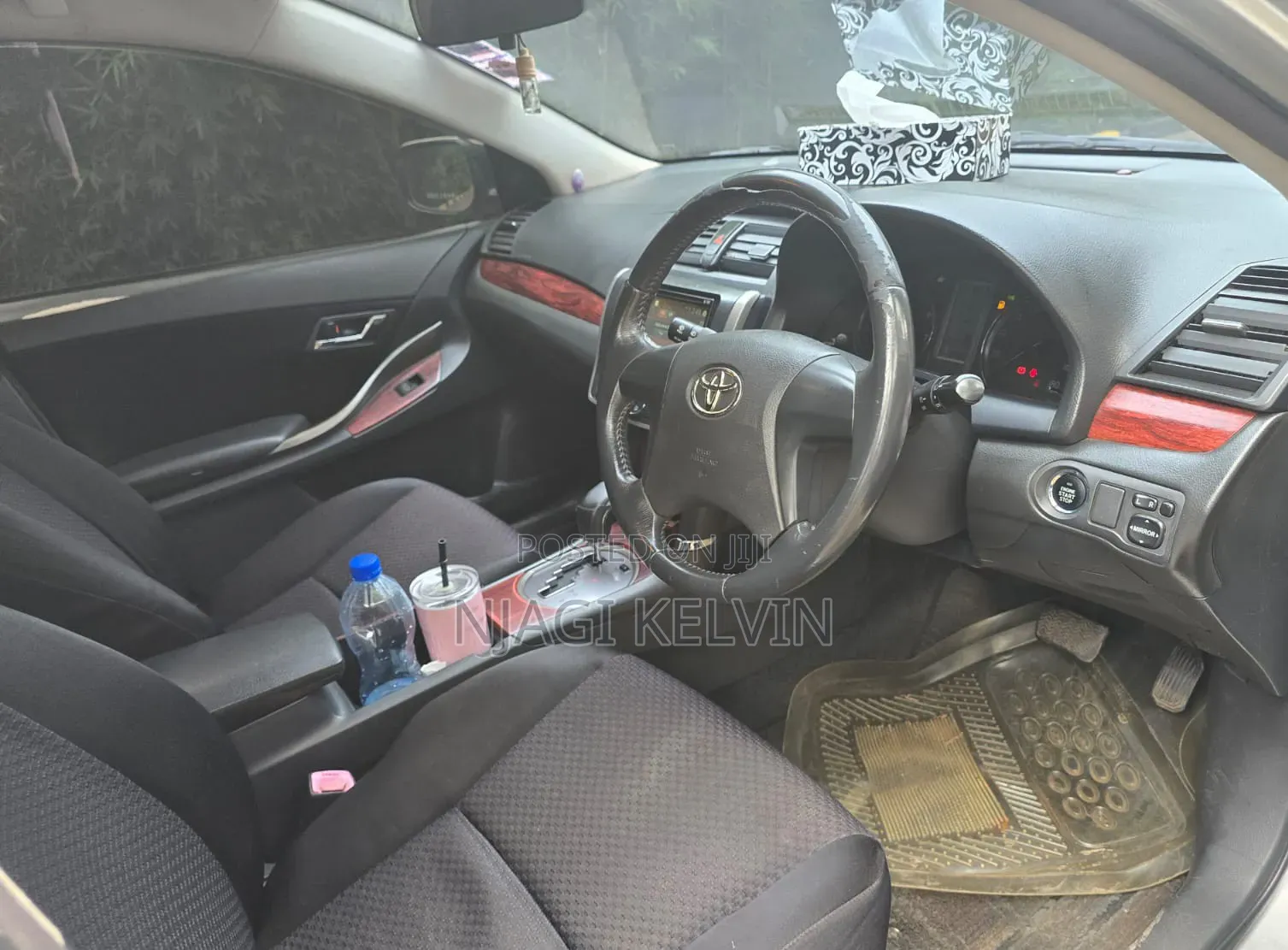 Toyota Premio 2010 Silver
