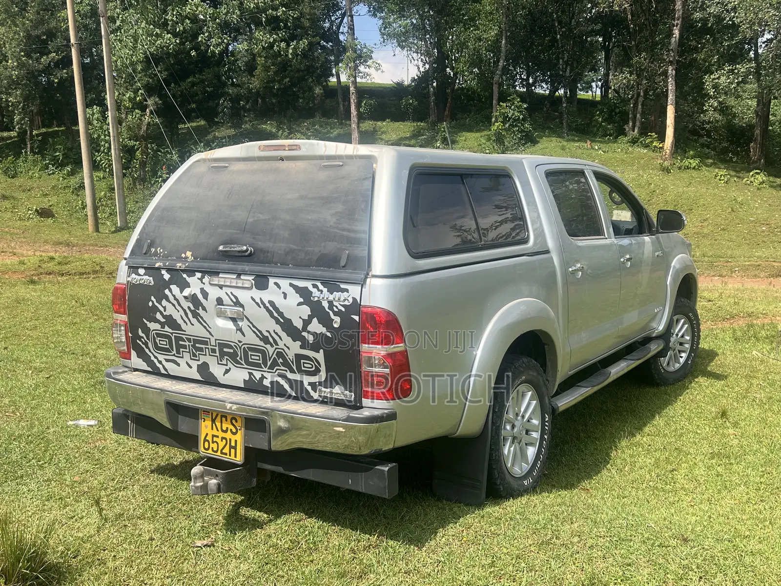 Toyota Hilux 3.0 D-4D 4x4 2012 Silver