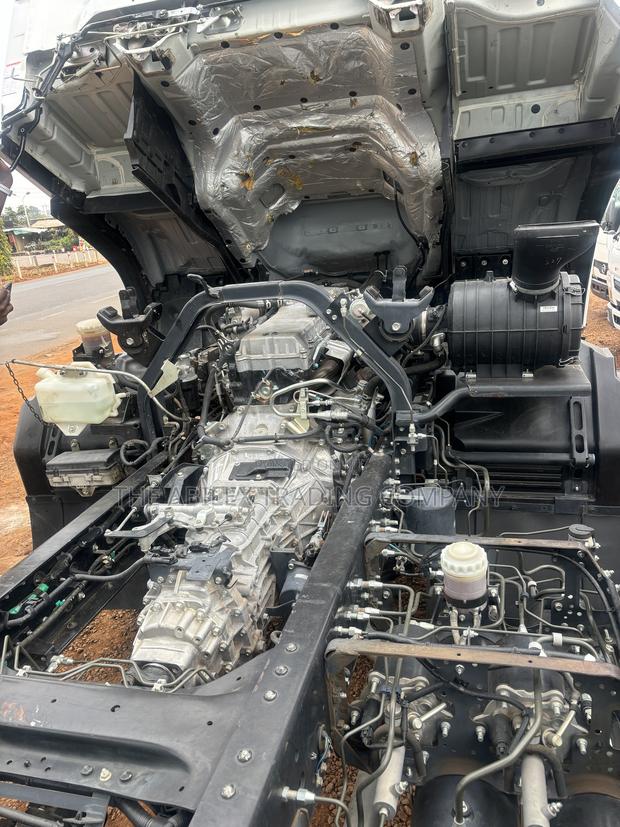 As New, Isuzu FTS 4WD KDX Very Clean N Intact X-Un - thumbnail 5