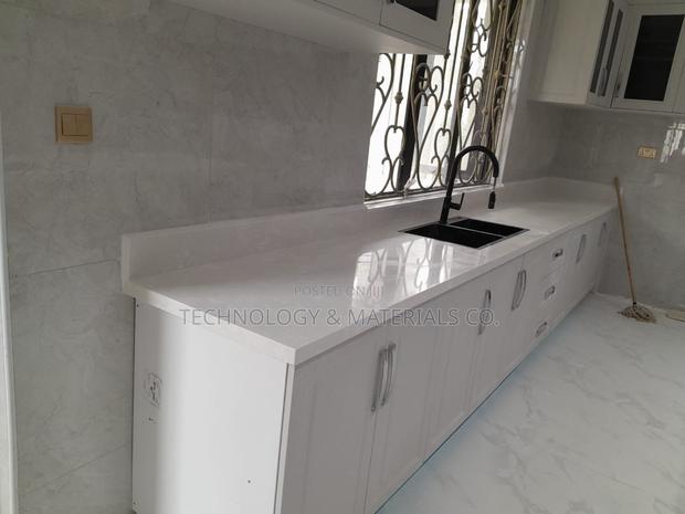 Open Plan Kitchen-White Sintered Stone Top - main view