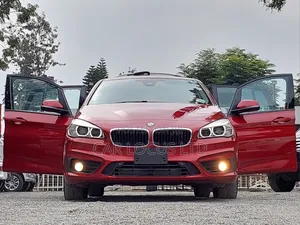 BMW 218i 2018 Red