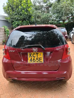 Honda Fit 2012 Maroon