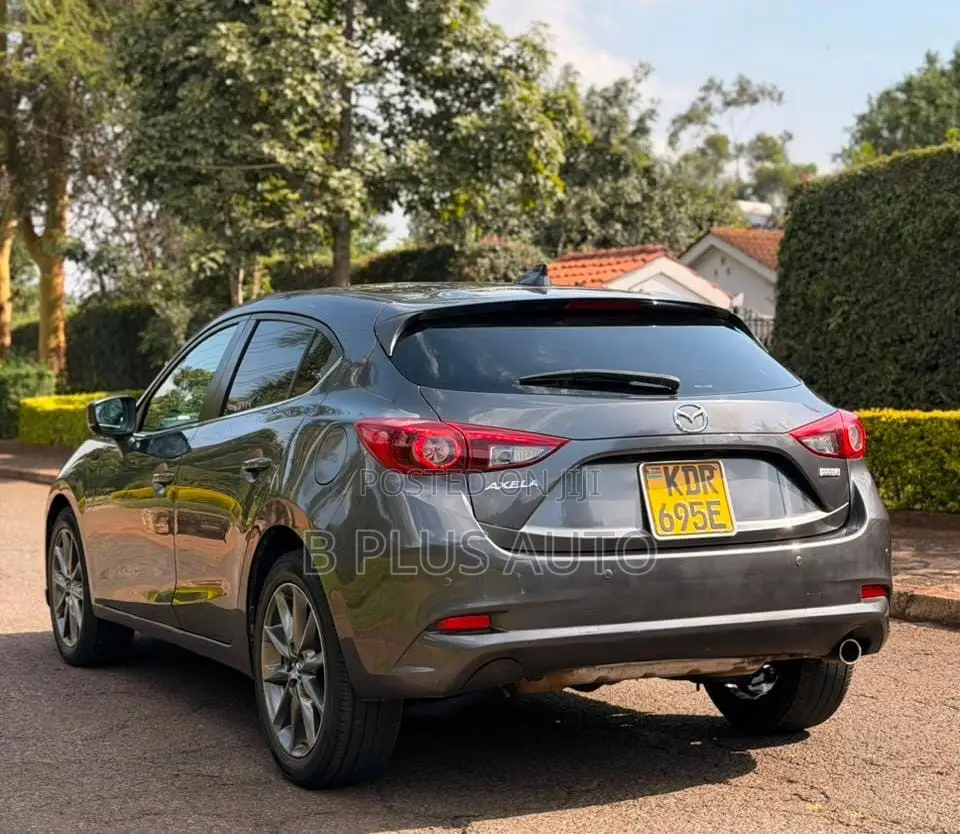 Mazda Axela 2016 Gray