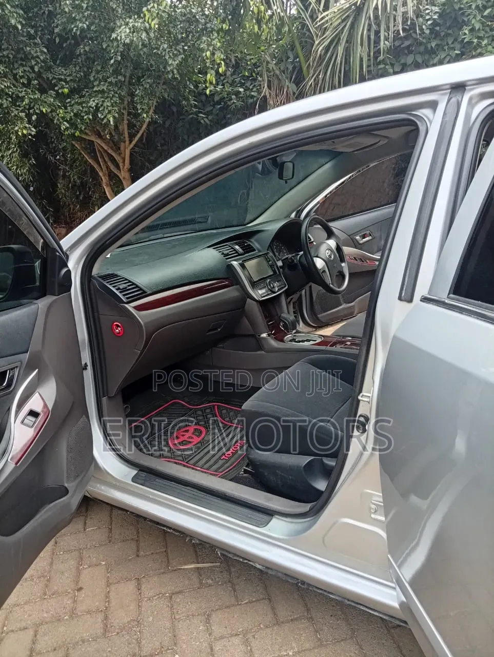 Toyota Premio 2014