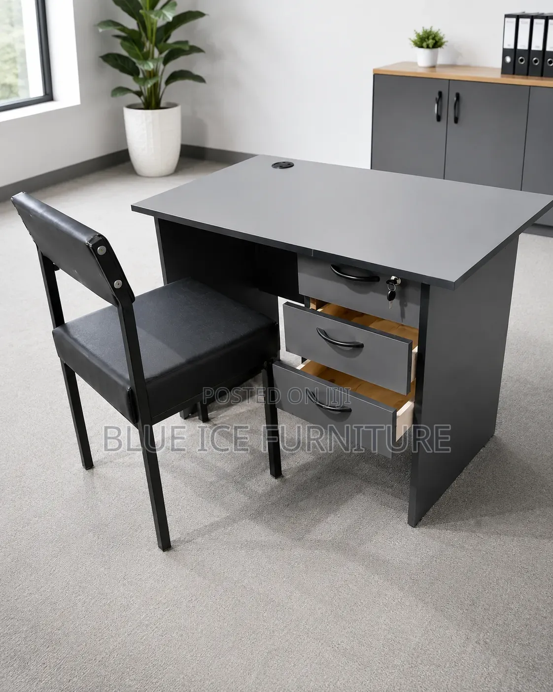 Office Caterina Chair With Office Desk
