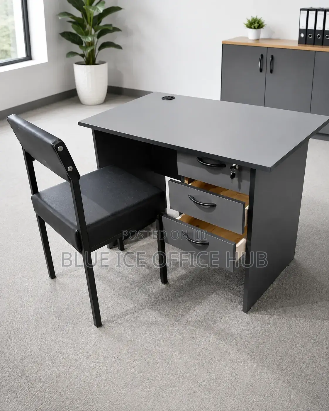 Office Caterina Chair With Office Desk