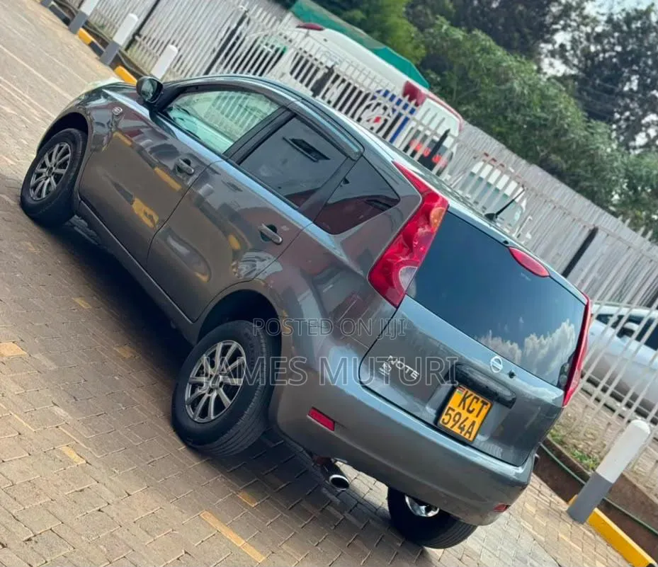 Nissan Note 2011 Gray