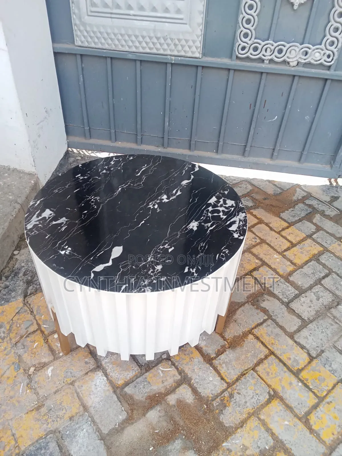 Round Coffee Table