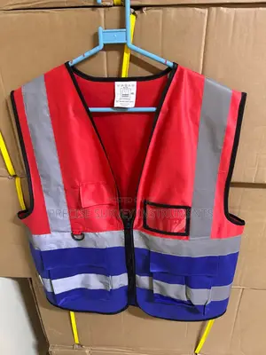 Heavy Duty Reflective Vest for Daily Work Use