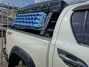 Toyota Hilux 2020 Pearl