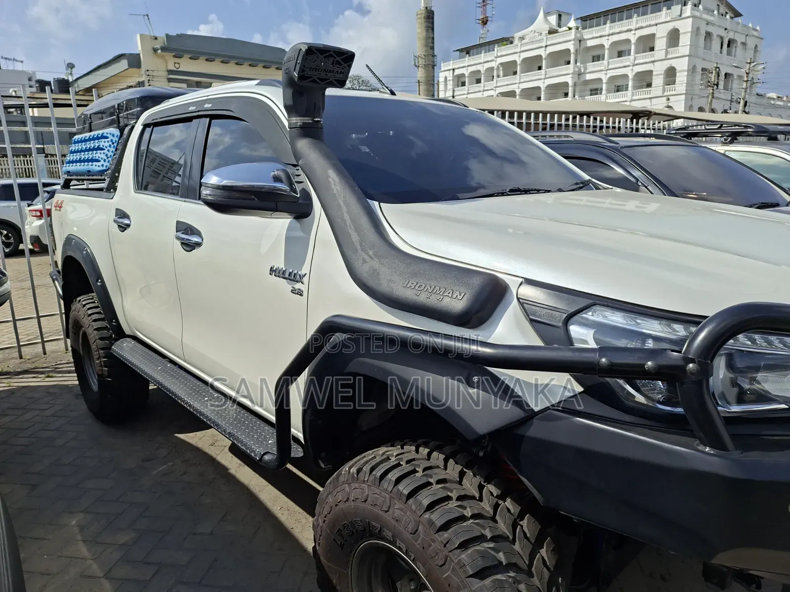 Toyota Hilux 2020 Pearl