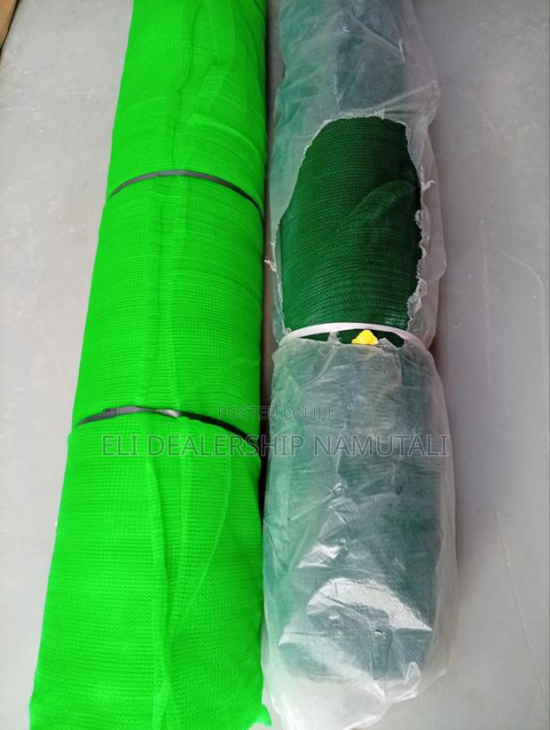 Heavy Duty/High-Quality Green Mesh Net for Building Projects 50m Roll - thumbnail 2
