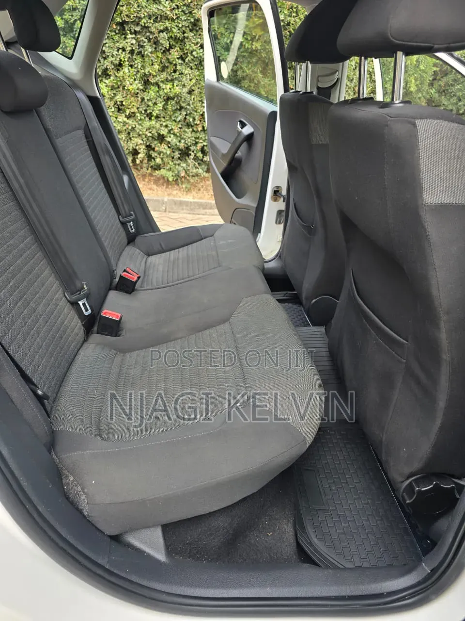 Volkswagen Polo 2012 White