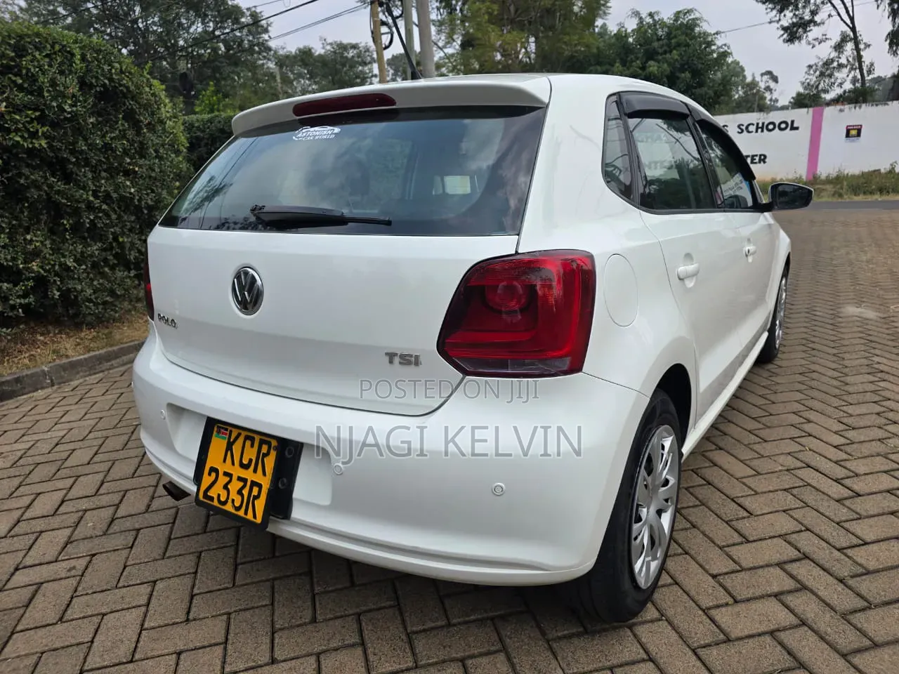 Volkswagen Polo 2012 White
