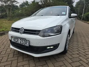 Volkswagen Polo 2012 White