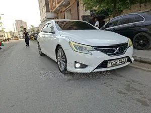 Toyota Mark X 2015 Pearl