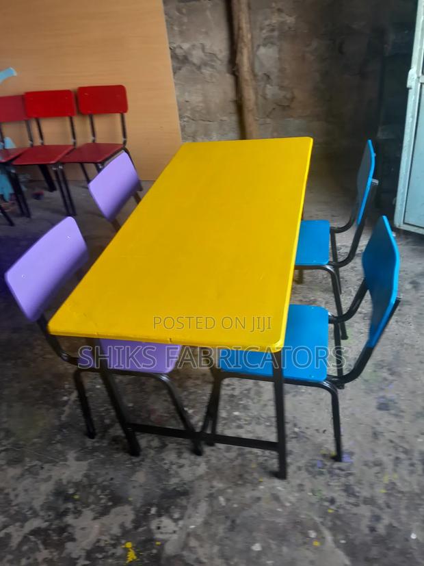 Kkindergarten Tables and Chairs