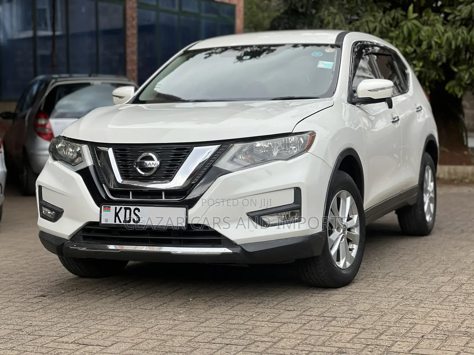 Nissan X-Trail 2.0 Petrol AWD 2016 White