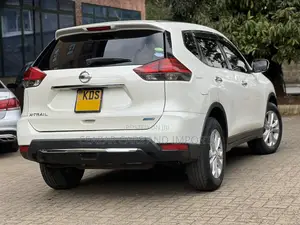 Nissan X-Trail 2.0 Petrol AWD 2016 White