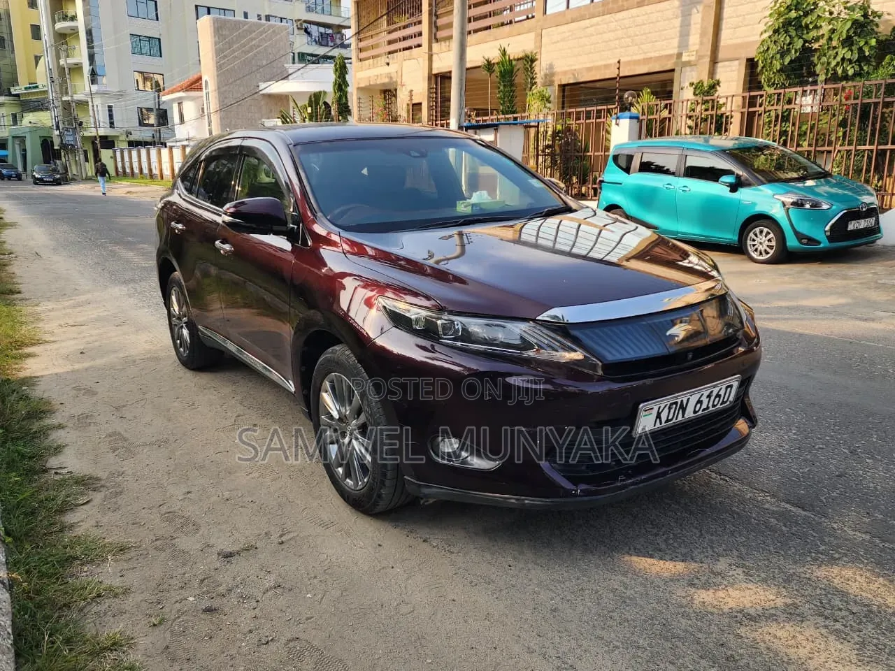 Toyota Harrier 2017 Maroon