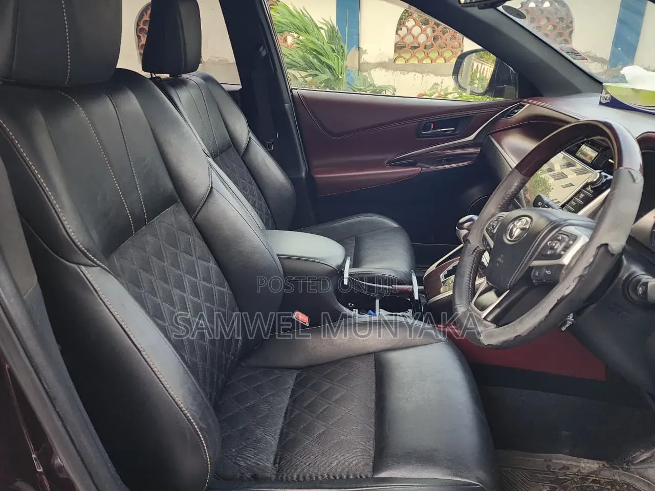 Toyota Harrier 2017 Maroon