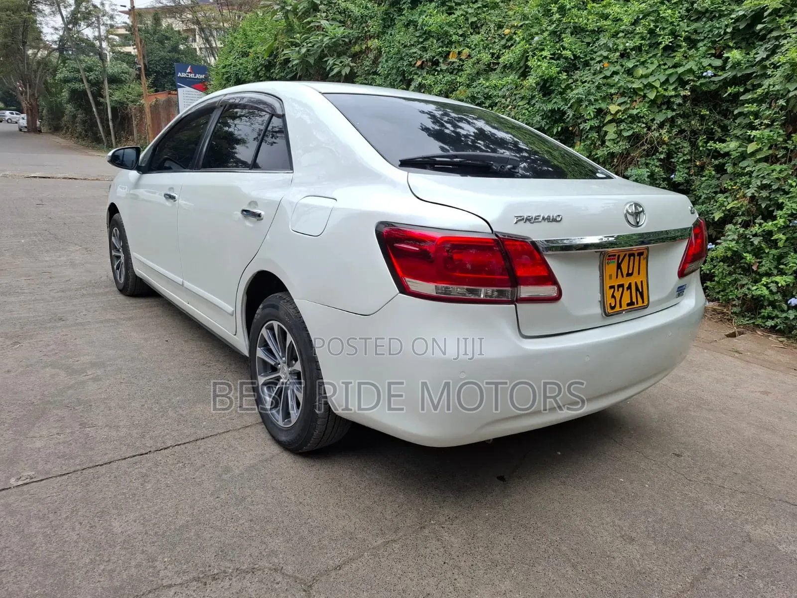 Toyota Premio 2019 Pearl
