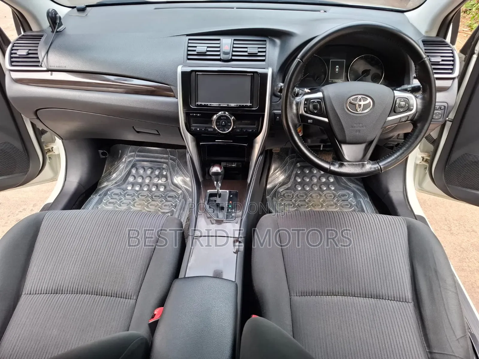 Toyota Premio 2019 Pearl