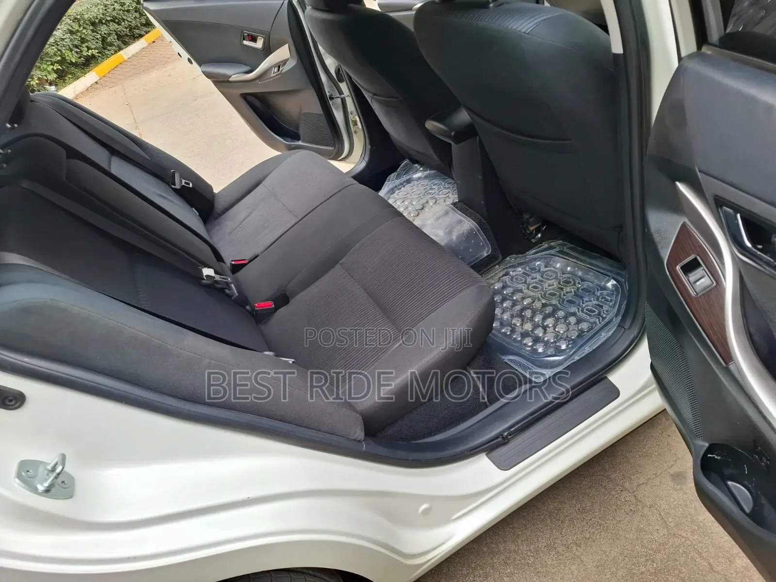 Toyota Premio 2019 Pearl