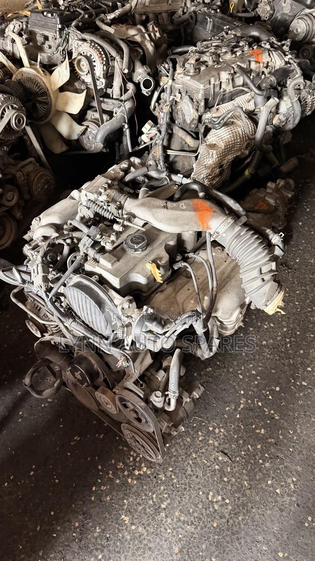 Mazda Bongo F8 Petrol Complete Engine - thumbnail 3