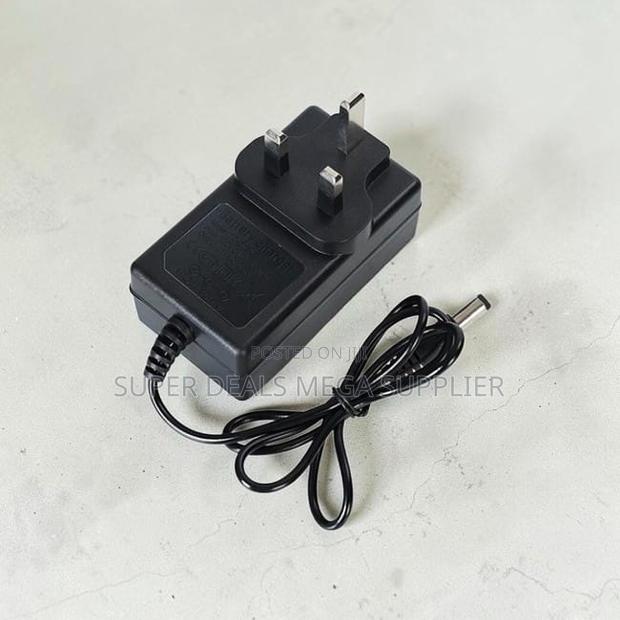 Maintenance-Free 21V 1A 3 Pin Lithium Ion Battery Charger Adapter