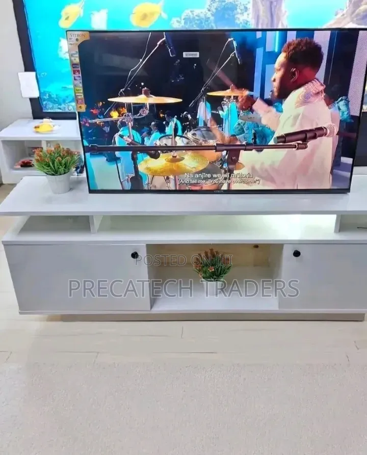 Oslo 5ft Modern TV Stand With Storage Cabinets