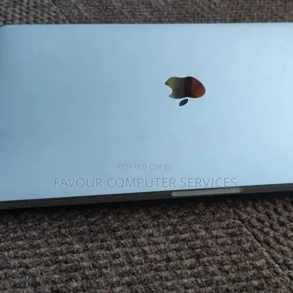 Laptop Apple MacBook 2017 16GB Intel Core i5 SSD 512GB
