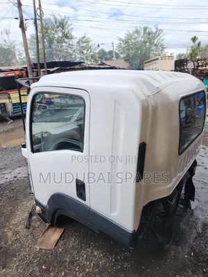 Isuzu FRR 90(slyqueen) Cabin Assembly