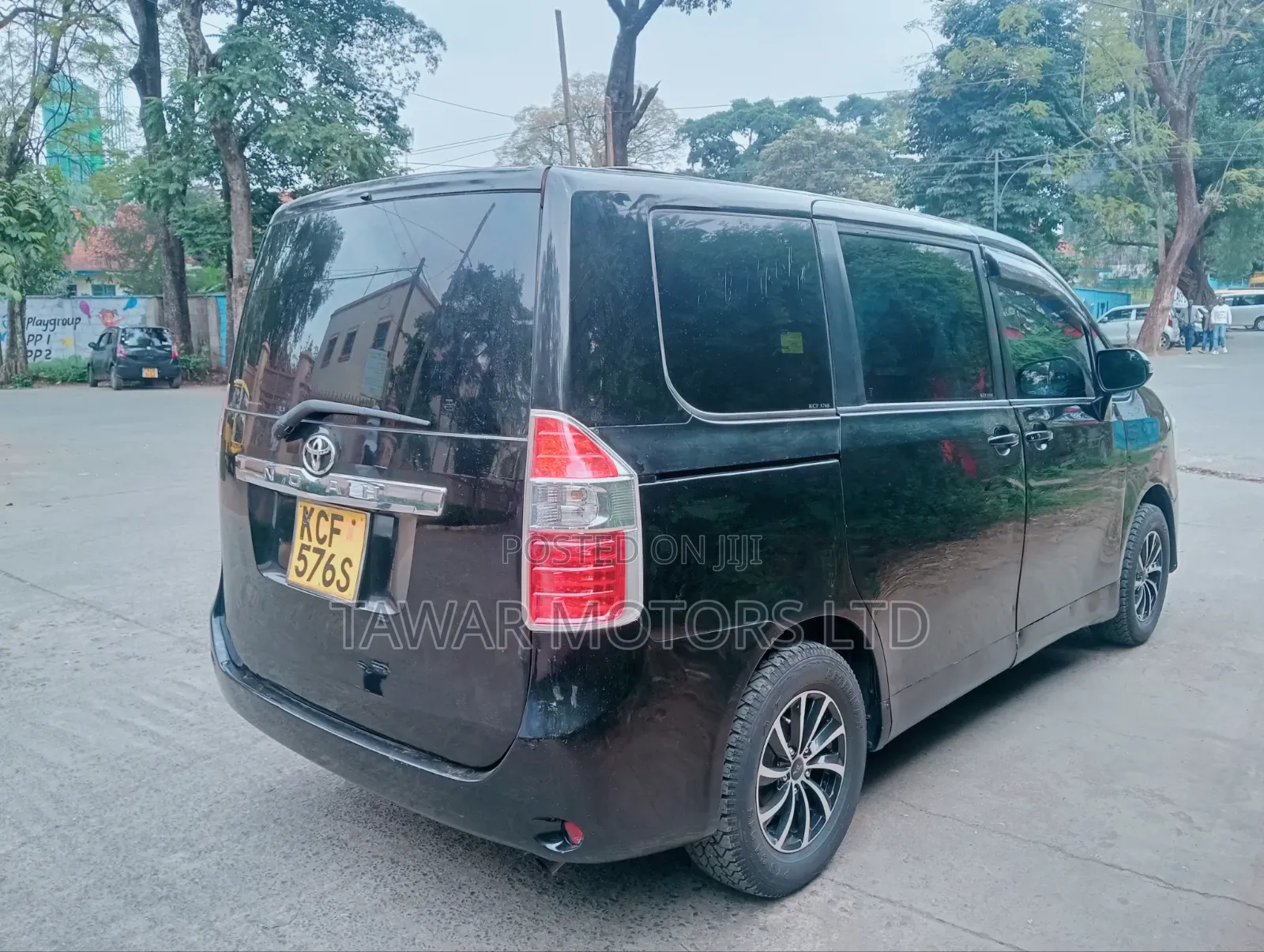 Toyota Noah 2008 Black