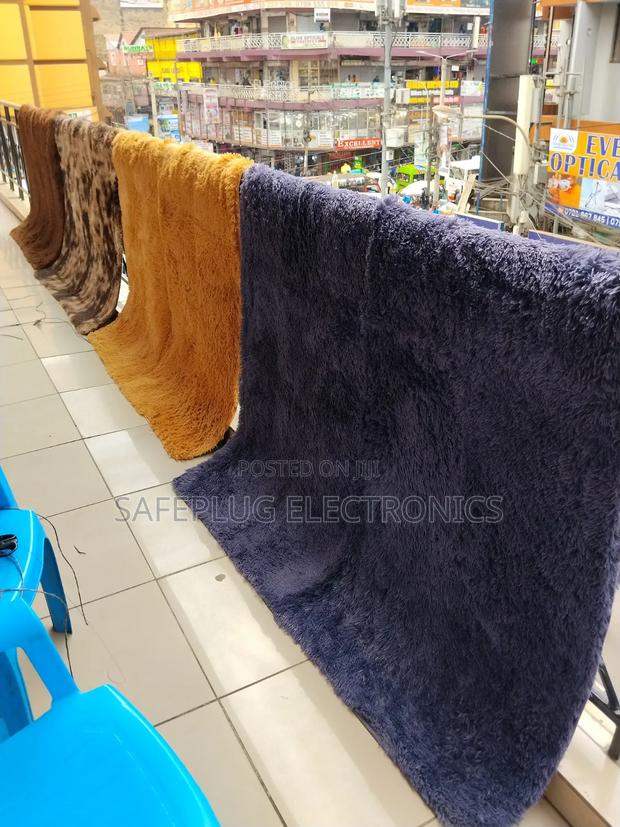 Affordable Fluffy Living Room Carpets - main view