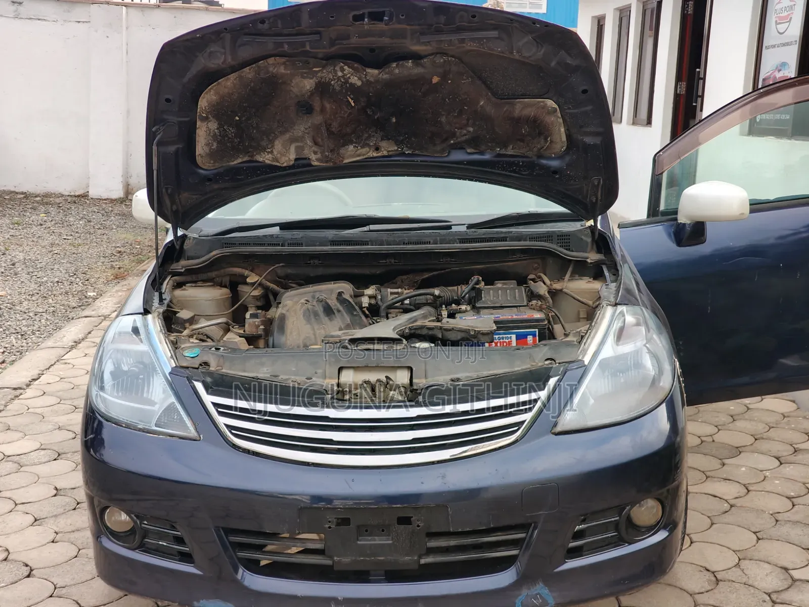 Nissan Tiida 2006 Beige